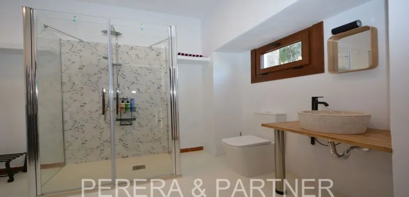 Ref. A052: Spacious village house in Capdepera with garage for long term rent — photo 12