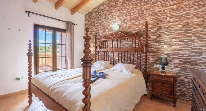 Beautiful rustic finca with holiday license, Manacor ... — photo 9