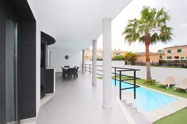 Villa for sale in Can Pastilla, Palma de Mallorca, Mallorca — photo 4