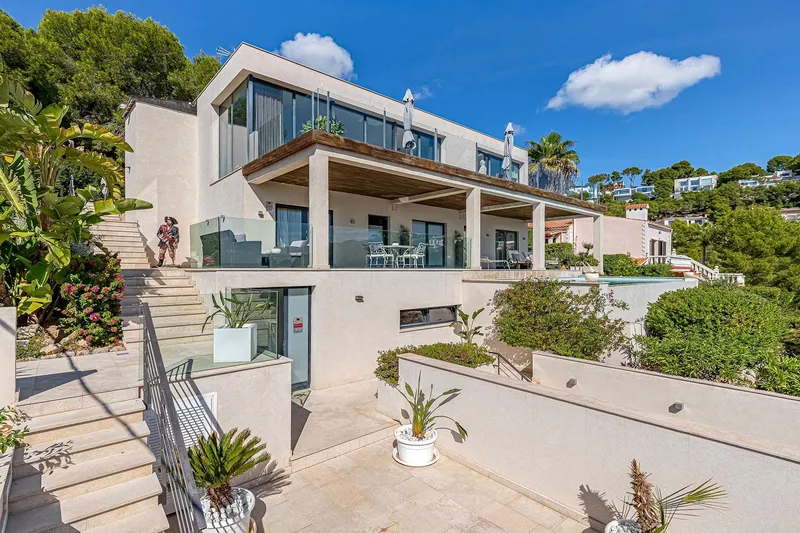 Modern villa with sea views in Costa d'en Blanes — photo 1
