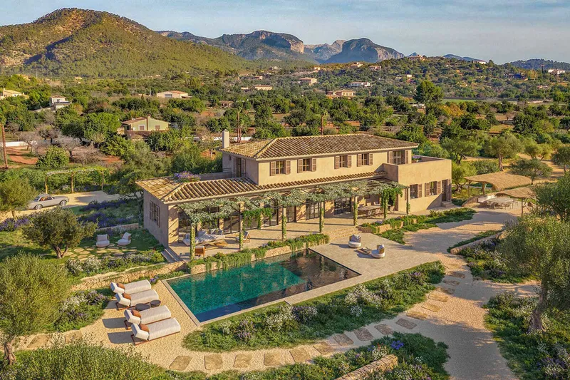 Luxurious country residence with pool and panoramic views in the heart of Mallorca — photo 1