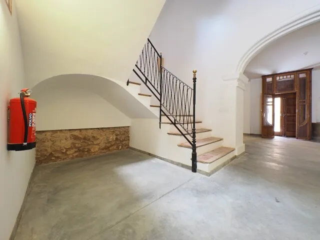 Boutique hotel recently renovated with valid operating license for sale in Sineu, Mallorca — photo 5