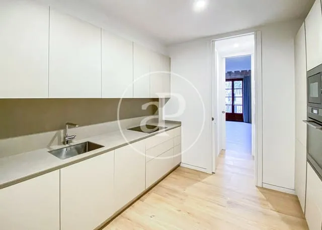 Apartment for rent in La Llotja - Born, Palma de Mallorca — photo 3