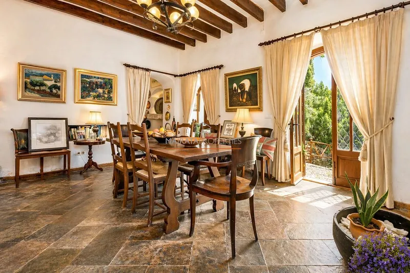 Cozy rustic-style kitchen with solid wood and traditional details in Mancor de la Vall, Mallorca — photo 7