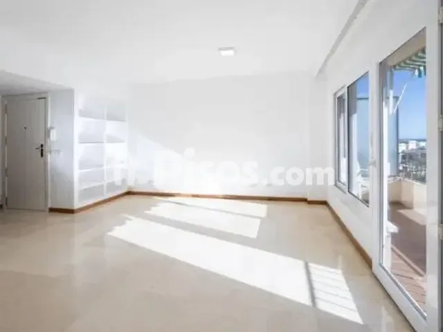 Apartment in Jaume III — photo 1