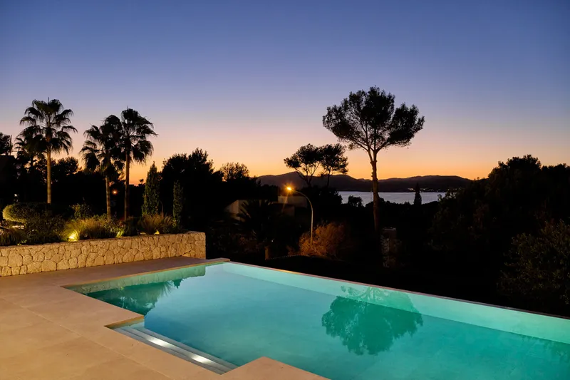 Fantastic newly built villa with unique panoramic sea and mountain views in Santa Ponsa - Marcel Remus Real Estate — photo 2
