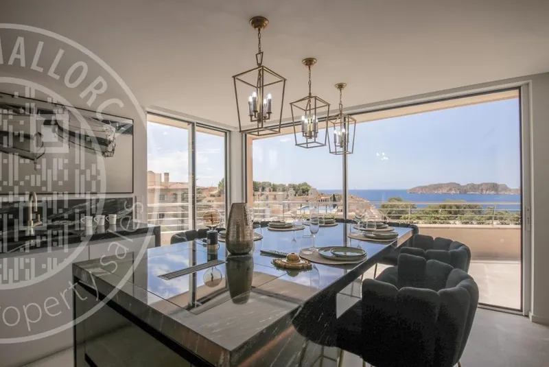 240630 – Penthouse Gem — photo 9