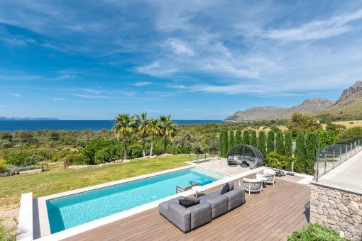 Colonia de San Pedro, villa with sea views, pool and holiday rental license in the Colonia Sant Pere nature reserve — photo 1