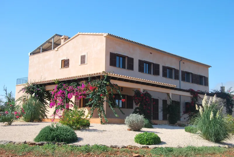 Large and elegant finca near Santanyi — F 44 — photo 1
