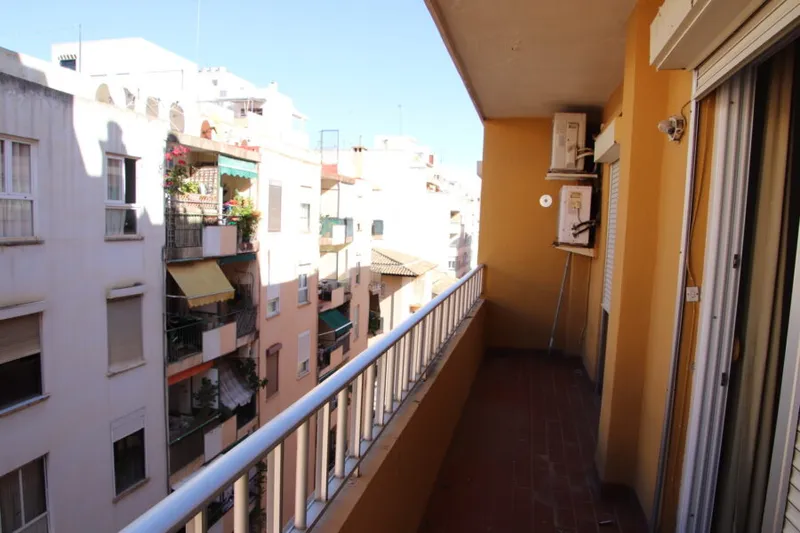 4-bedroom flat in Palma (s´Escorxador area) with balcony and lift — photo 6