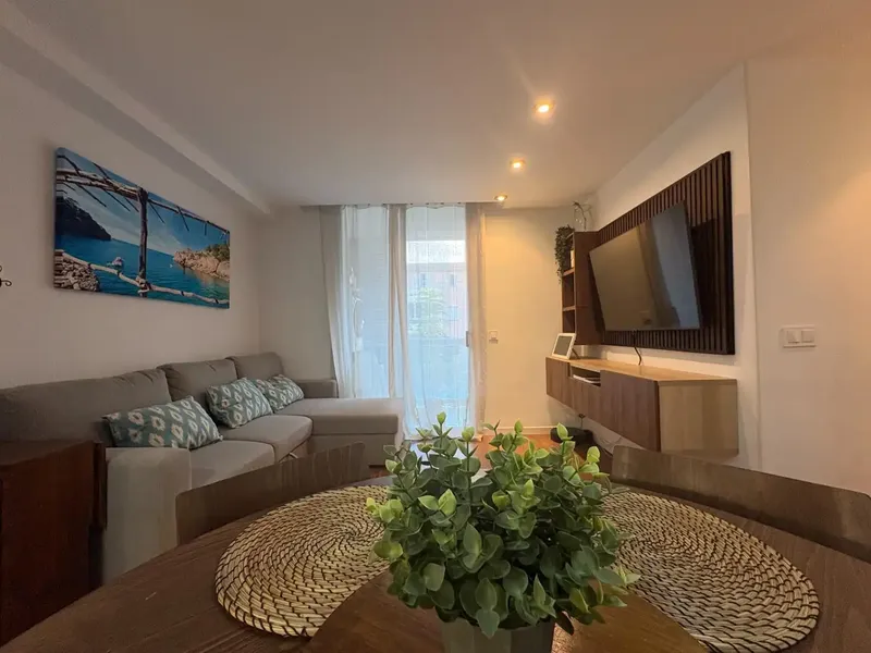 We present this first-floor apartment in Inca with 2 bedrooms, located on Gran Via Colom in Inca, close to all services and access — photo 4