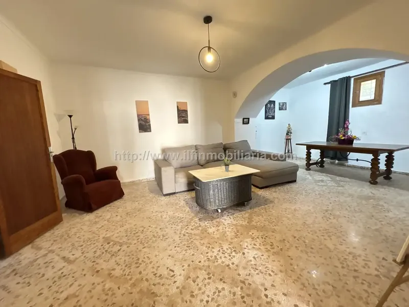 Magnificent Mallorcan-style house for sale in Petra — photo 10