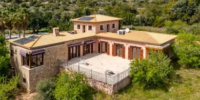 Country house with holiday license in Bunyola — photo 3