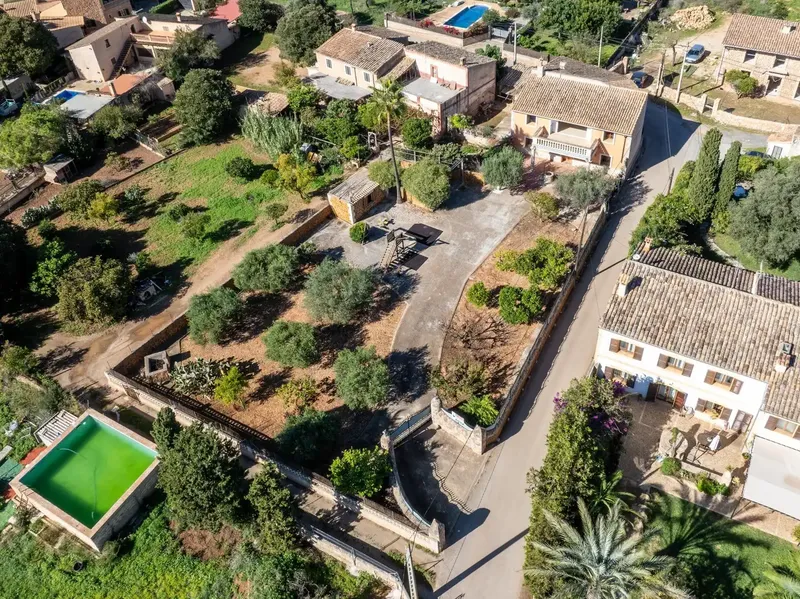 Spectacular house with large plot in Santa María del Camí — photo 2