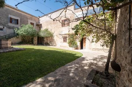 Rustic property - Sineu (Área de Sineu), Built Surface 1407m2, Plot Surface 200000m2, 5 Bedrooms, 4... — photo 2