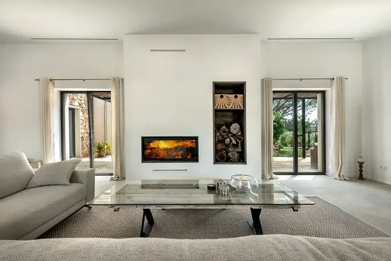 This spectacular newly built rustic estate is located on a large plot of 31,382 m² in the charming surroundings of Ruberts — photo 3
