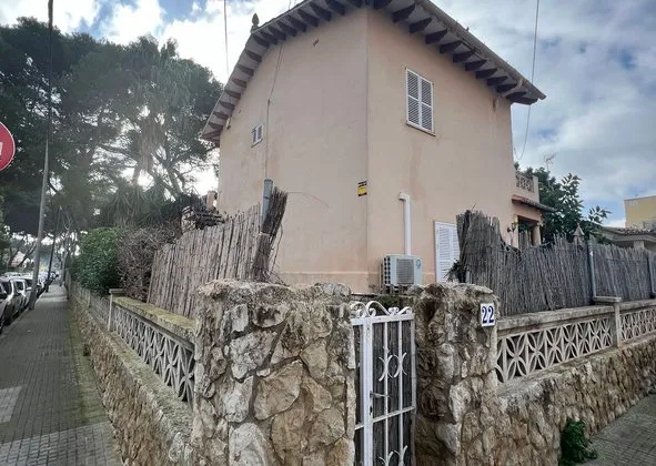 Detached house in CL Miquel Pellisa, Les Maravelles, Palma de Mallorca — photo 2