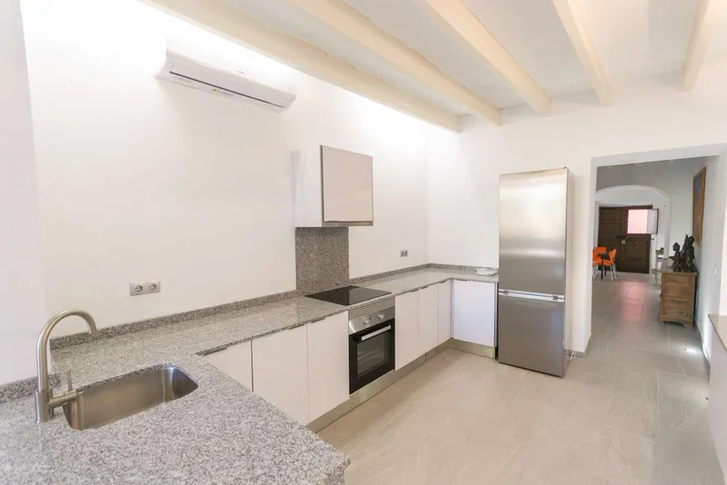 Townhouse with garden in Felanitx — photo 3