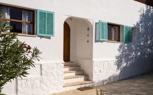 Chalet in Cala Llombards – with pool, garden and ETV license for 5 people — photo 8
