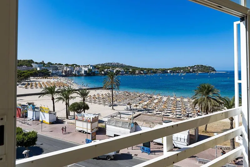 Penthouse in Calvià, Province of Balearic Islands — photo 1
