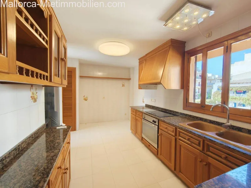 Renovated 126m² apartment with 4 rooms and sea view for rent — photo 10