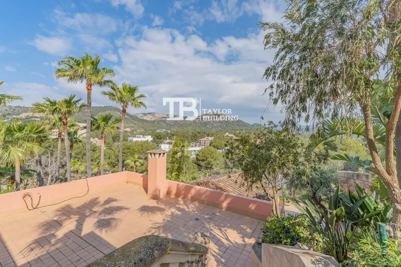 Taylor Building Real Estate presents this exclusive Mediterranean-style villa located in the prestigious area of Peguera, in Calvià, a d — photo 6