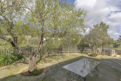 Rustic house — photo 4