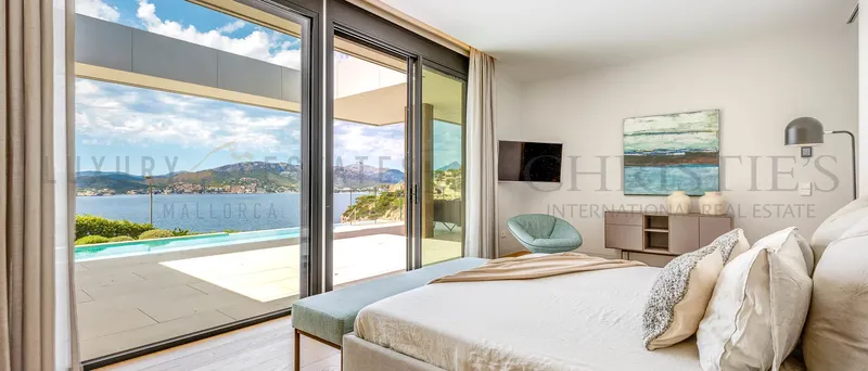 Modern new build luxury villa in Santa Ponsa on Mallorca with sea views — photo 8