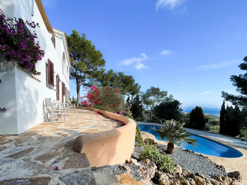Villa with sea views and the entire bay of Son Servera — photo 9