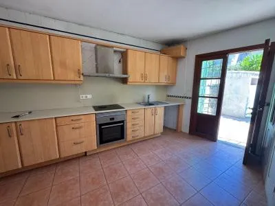 Ground floor apartment - Puigpunyent , Built Surface 18m 2 , 3 Bedrooms, 1 Bathrooms, 25 Distance to the sea. — photo 4