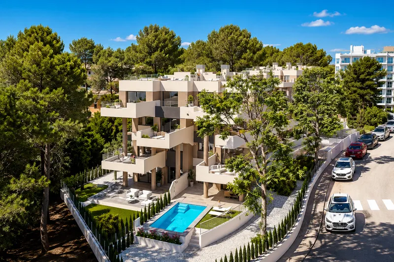 New-build apartment with a large private garden and pool in Canyamel — photo 5