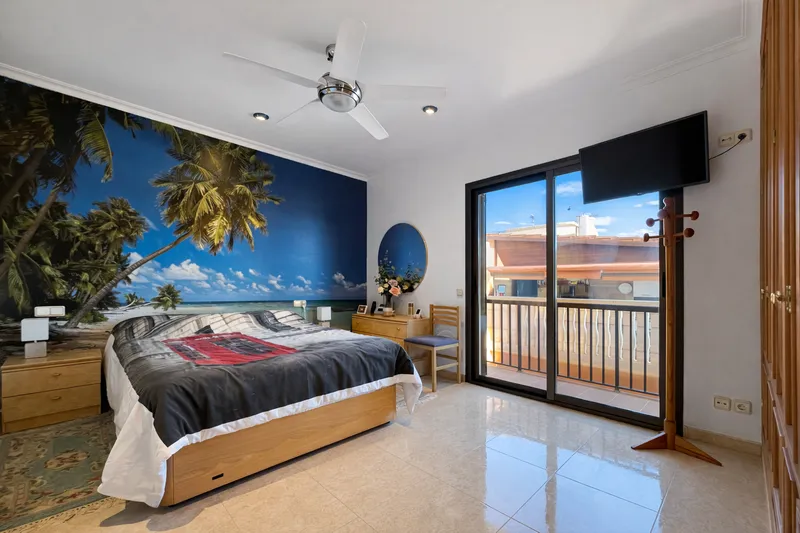 Beautiful family villa near Port Adriano in El Toro — photo 12