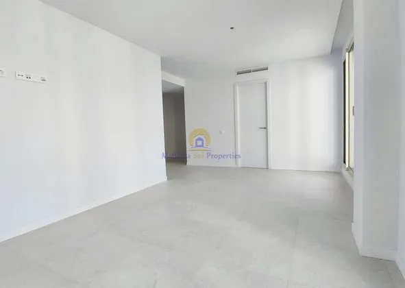 Flat / apartment in Avenida de l'Olivera, Magaluf, Calvià — photo 1