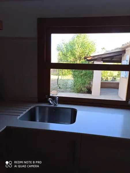 finca de tres habitaciones, tres baños muy cerca de pollensa, puerto pollensa y Alcudia. a 300 metros de la bahía. se alquila para todo el a — photo 1