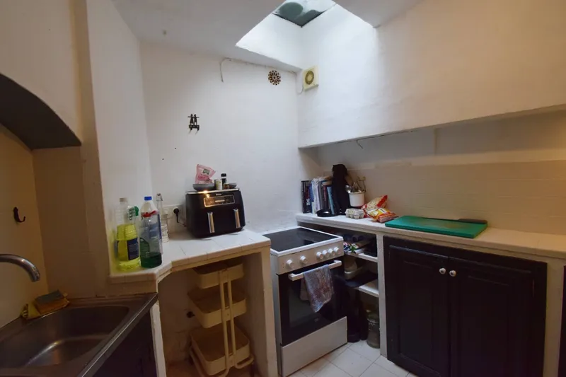 Centrally Located Townhouse with Small Terrace in Fornalutx — photo 11