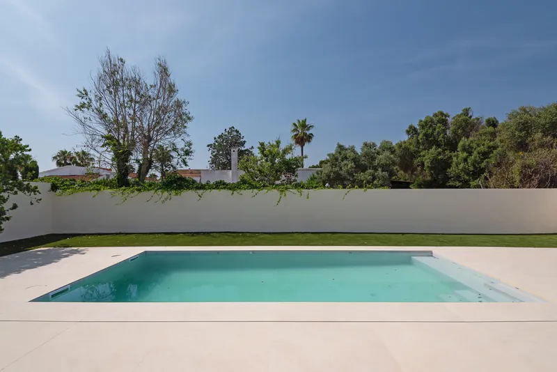 Detached house with pool and bioclimatic design in Bahía Grande, Mallorca — photo 5