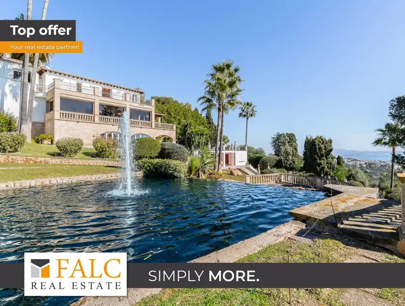 This exclusive property in Genoa impresses with its stunning views of the entire Bay of Palma and offers great privacy, although it b — photo 1