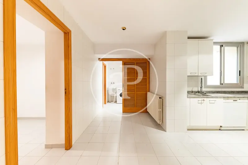 Piso con terraza en venta en Centre — photo 9