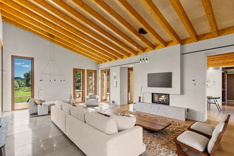Bright country house on an elevated plot in the quiet area of Es Carritxo — photo 12
