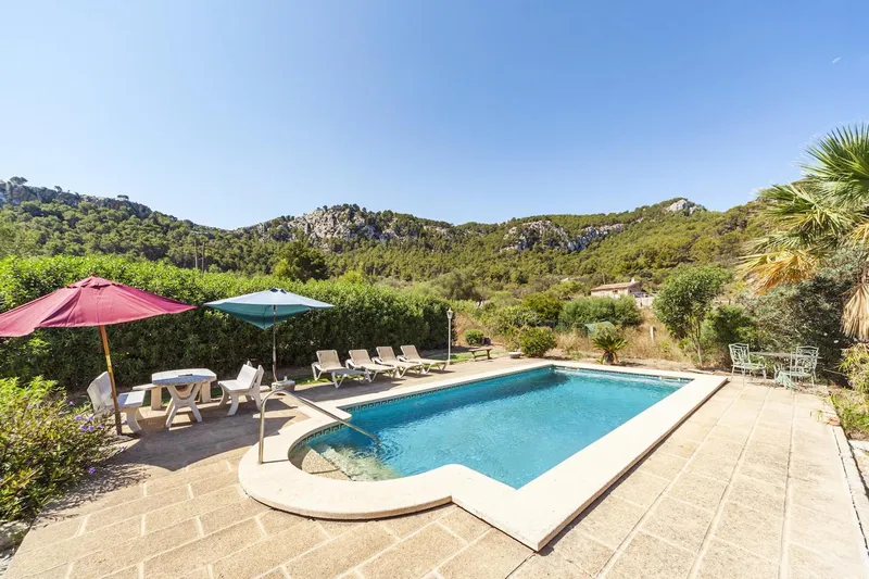 Mallorcan finca with mountain views and pool in S'Arracó — photo 10