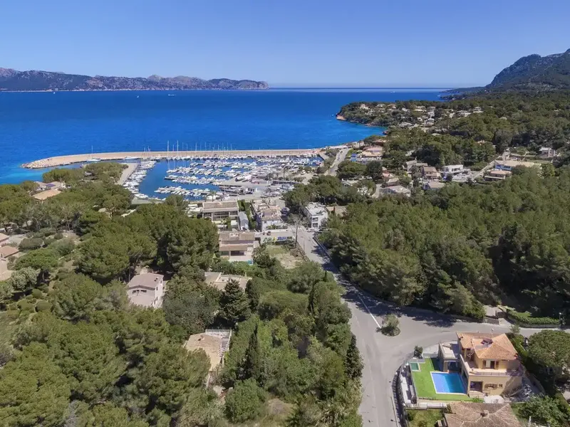 Five-bedroom villa in perfect condition for sale in the sought-after area of Bonaire, near Alcudia, in the north — photo 7
