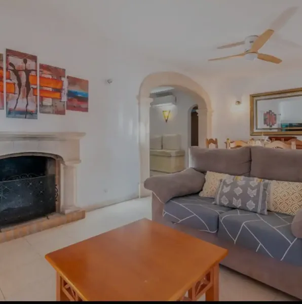 Oportunidad Única: Dos Villas completamente separada con Piscina Privada cada una y Licencia ETV de seis plazas por cada casa en Port de Pol — photo 12