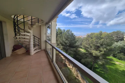 Bonanova, apartment for rent in Bonanova - quiet location with large roof terrace and communal pool — photo 1