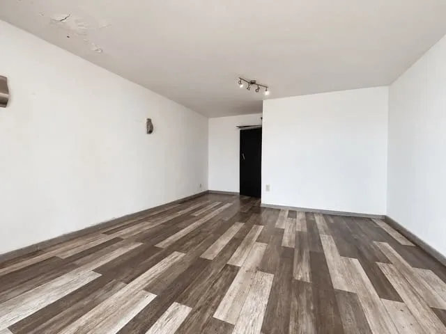Apartment for rent in L'Arenal, Palma de Mallorca — photo 5