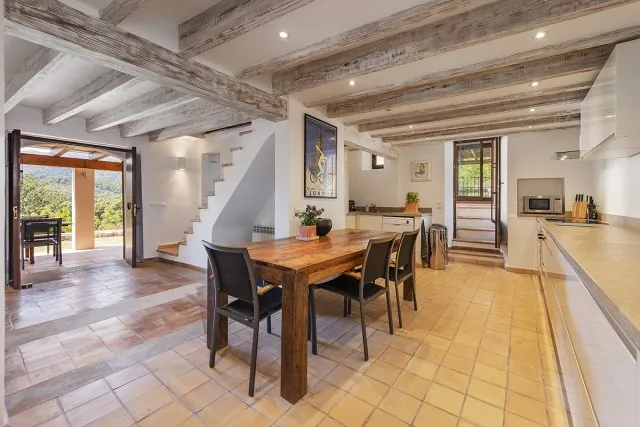 Beautiful hillside villa with incredible views for sale in Pollensa, Mallorca — photo 8