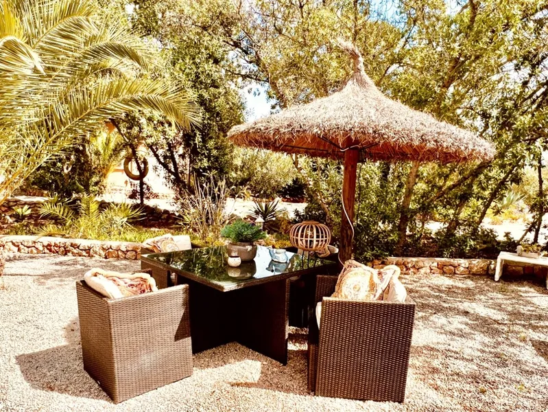 Finca property with vacation rental license in Llucmajor — photo 3
