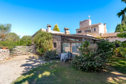 Costitx, charming finca with rental license, pool and large summer kitchen near Costitx — photo 6