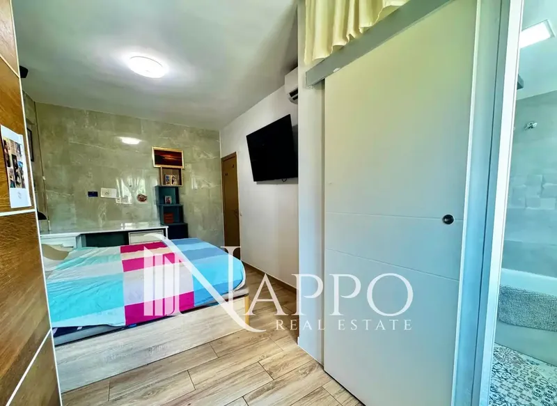 NAPPO Real Estate presents this magnificent free-roof home in Playa de Palma, just 200 meters from the sea. Located in a — photo 7