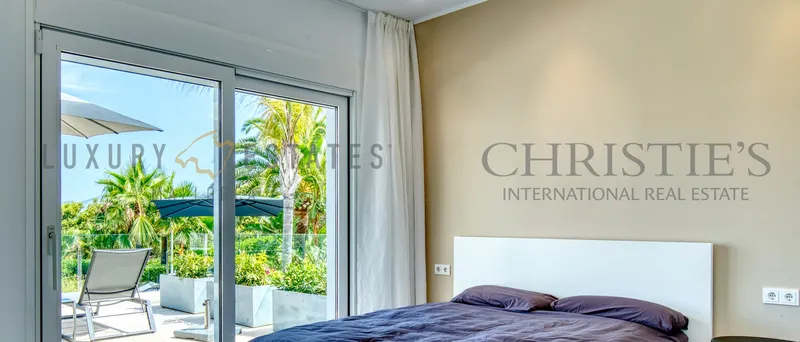 Modern Mediterranean villa in Santa Ponsa with sea views — photo 12