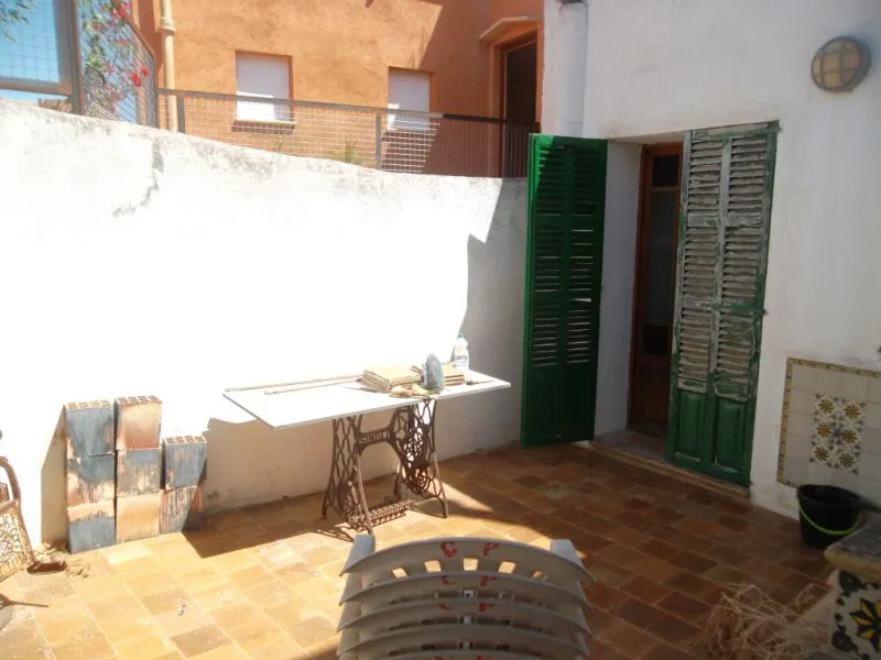 Typical Mallorcan village house with terraces and courtyard in Felanitx ---- DH 30 UK — photo 3